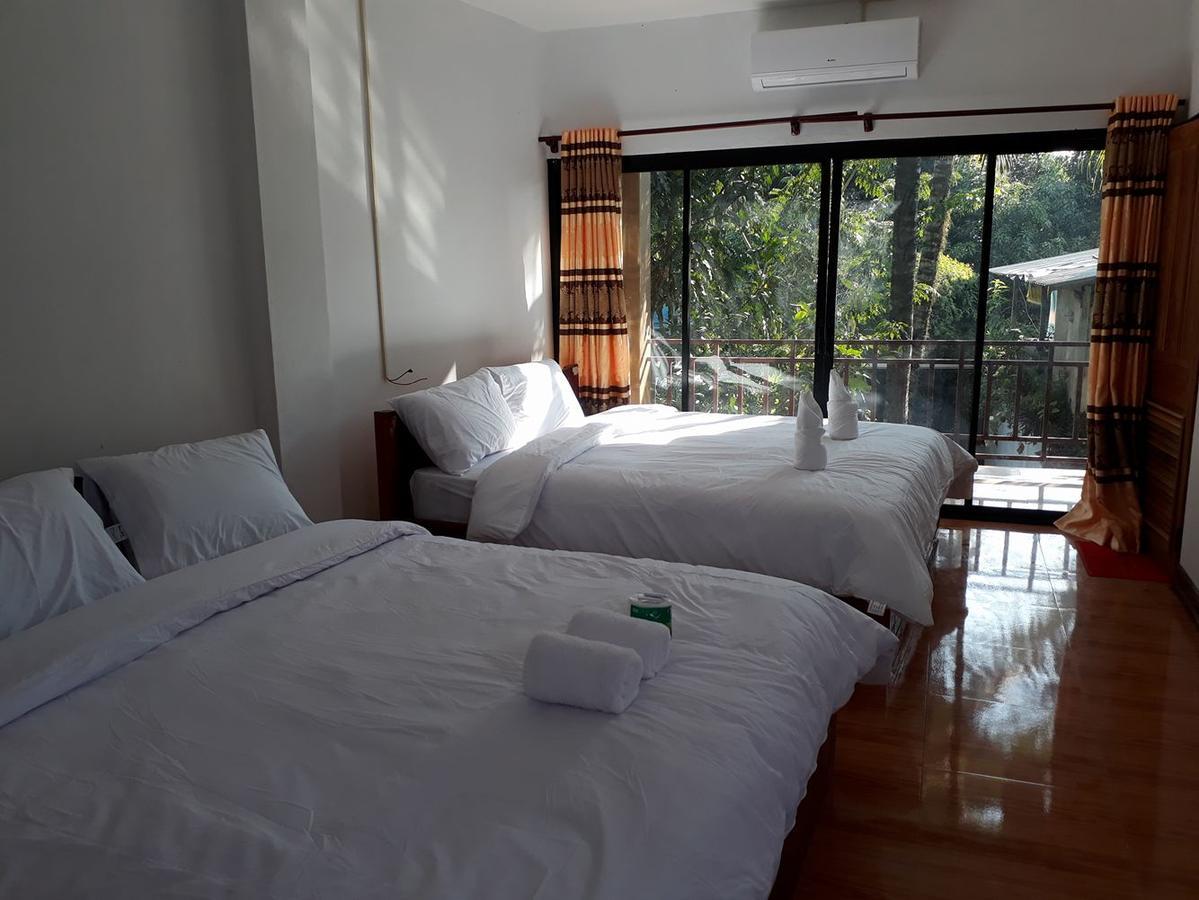 Alisona Hostel 万荣 外观 照片