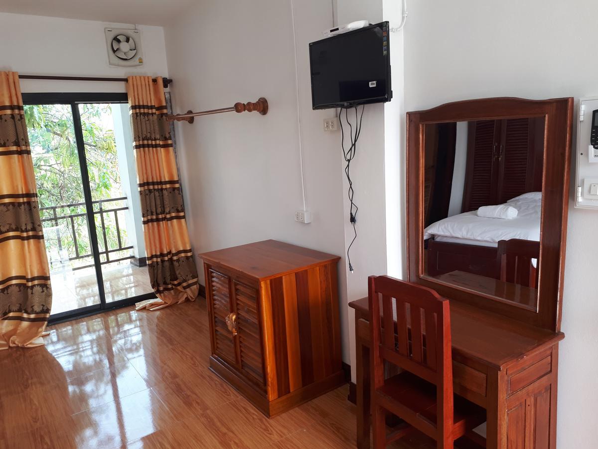 Alisona Hostel 万荣 外观 照片